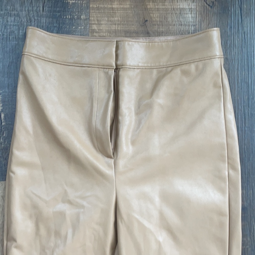 Babaton faux leather stretch pants size 4 - Picture 2 of 5